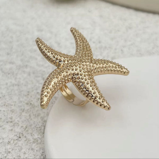 Gold Starfish Statement Ring – Adjustable 18K Gold Coastal Starfish Ring for Women