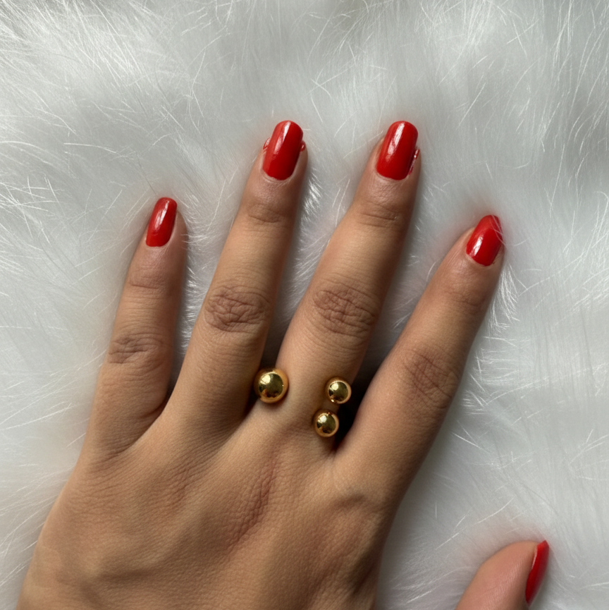 Triple Sphere Open Ring – Adjustable 18K Gold Minimalist Three-Ball Ring for Women